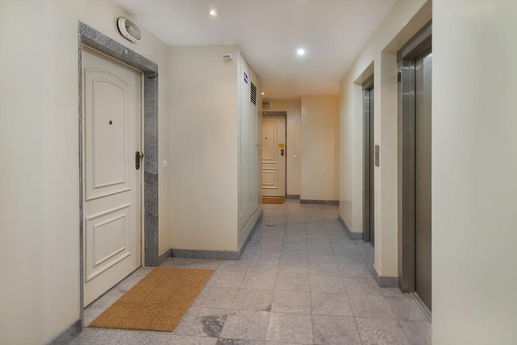 Sao Bento Gallery Apartment Lisbon Exterior photo